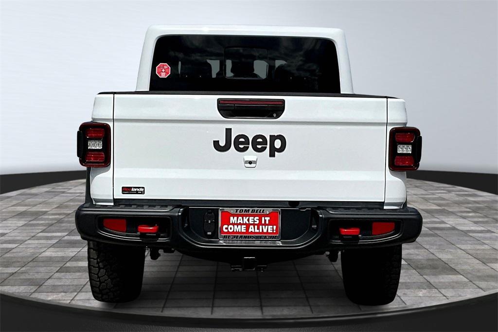 new 2025 Jeep Gladiator car, priced at $59,660
