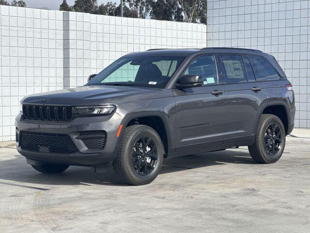 new 2025 Jeep Grand Cherokee car, priced at $43,030