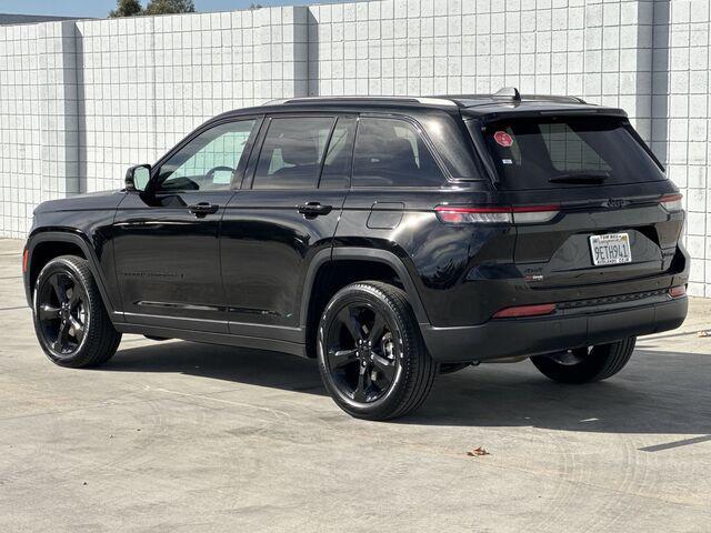 used 2023 Jeep Grand Cherokee car, priced at $34,000