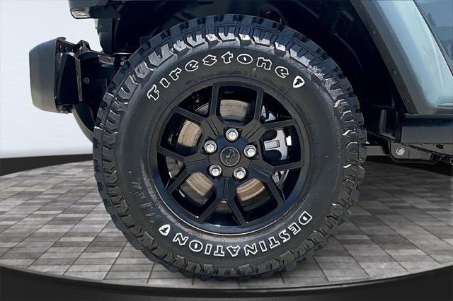 new 2025 Jeep Gladiator car, priced at $51,403