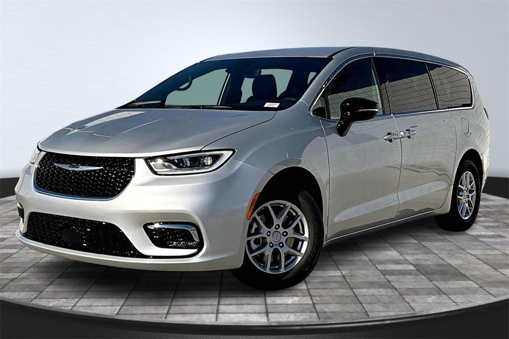 new 2026 Chrysler Pacifica car, priced at $44,700