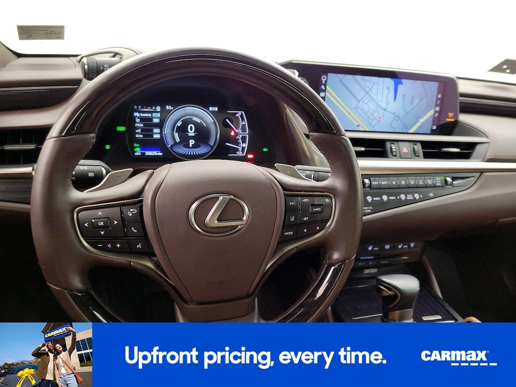 used 2021 Lexus ES 300h car, priced at $36,998