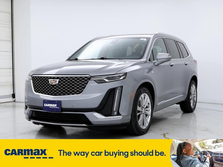 used 2023 Cadillac XT6 car, priced at $35,998