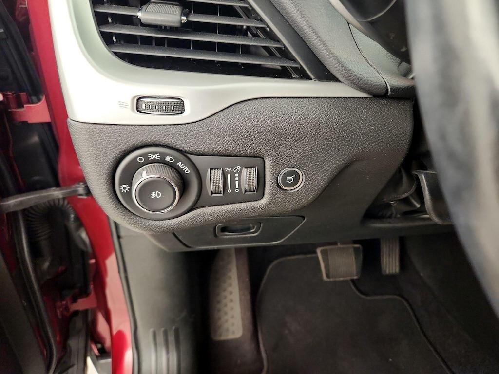 used 2018 Jeep Cherokee car, priced at $19,998