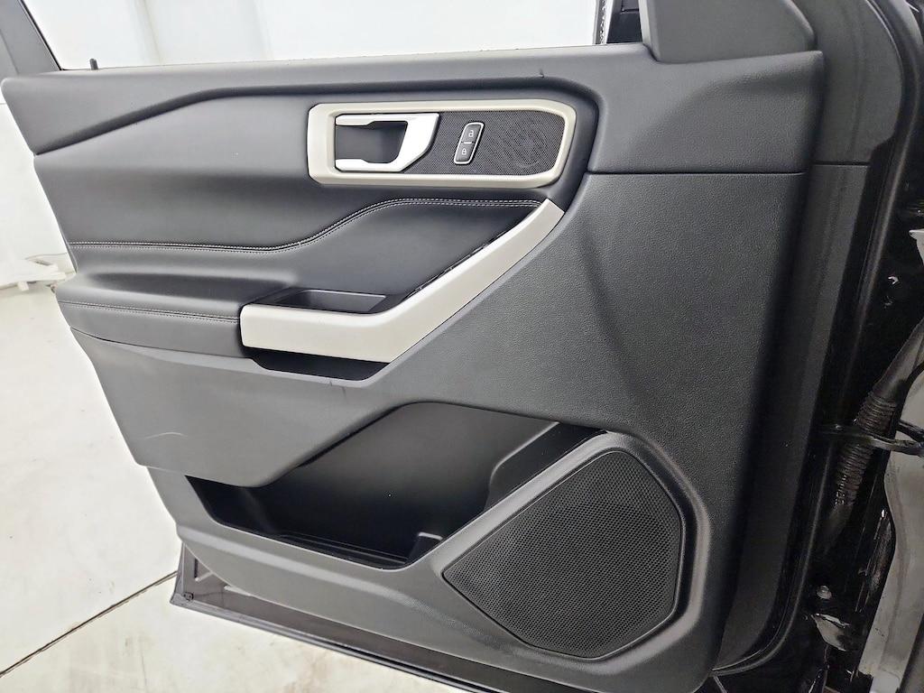 used 2023 Ford Explorer car, priced at $29,998