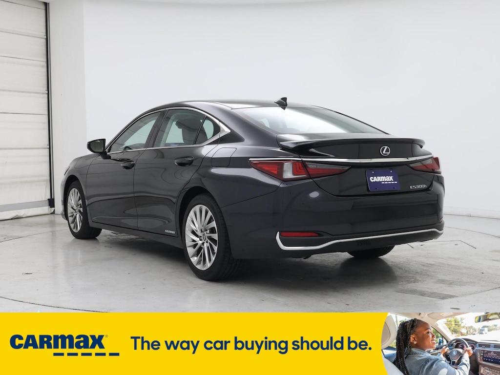 used 2022 Lexus ES 300h car, priced at $39,998