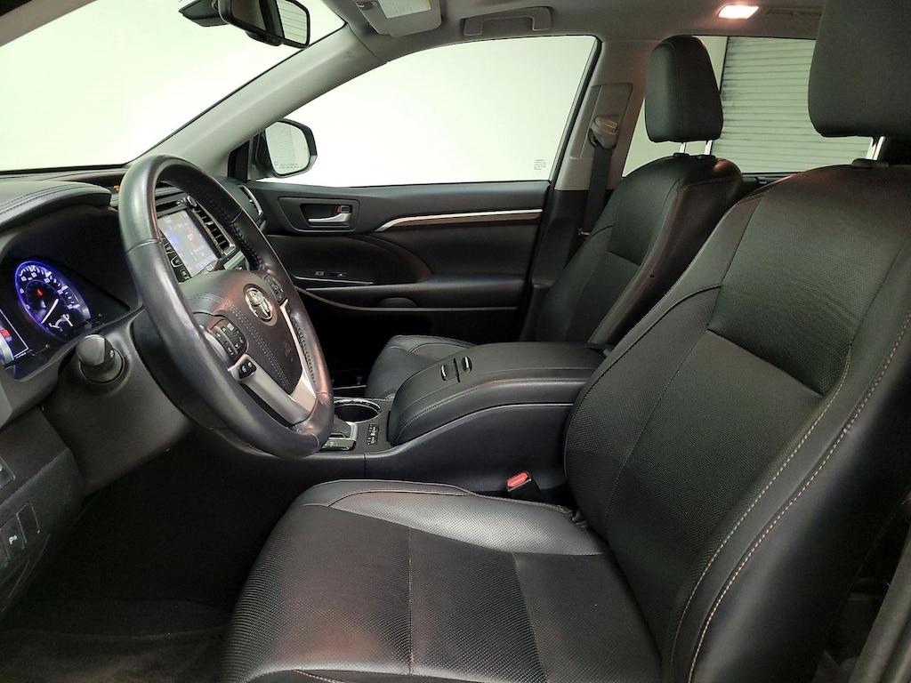 used 2015 Toyota Highlander car, priced at $26,998