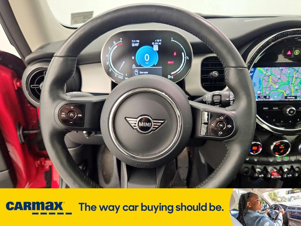 used 2024 MINI Hardtop car, priced at $28,998
