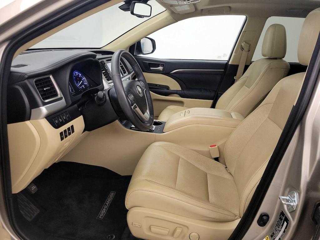 used 2016 Toyota Highlander car, priced at $27,998