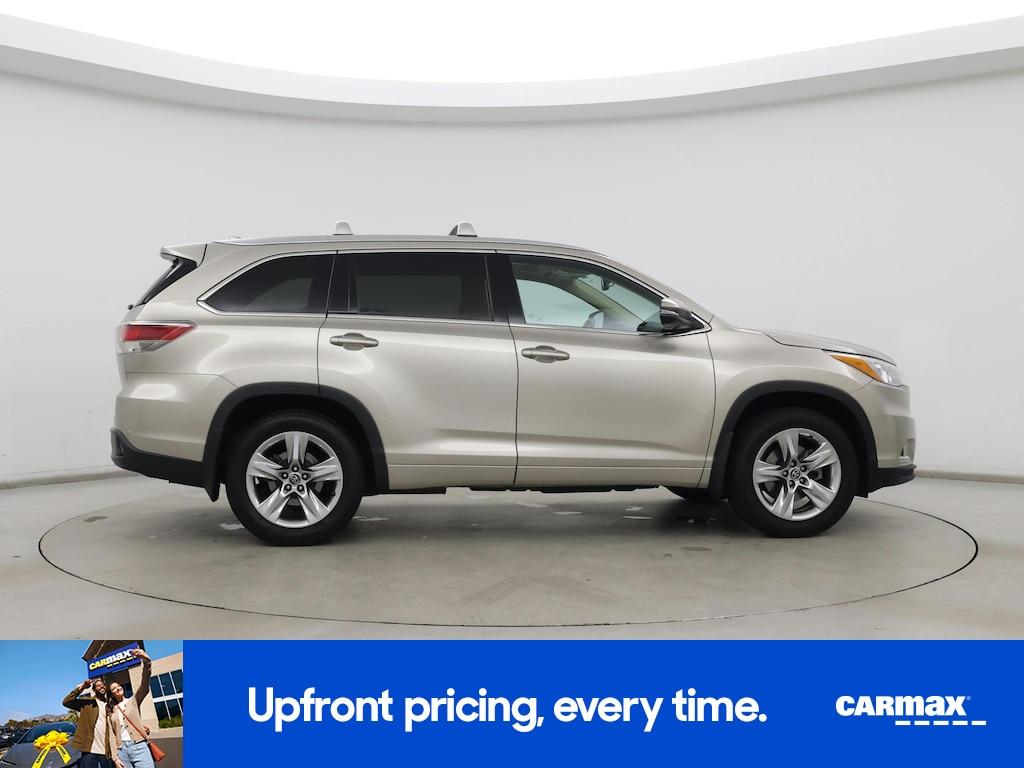 used 2016 Toyota Highlander car, priced at $27,998