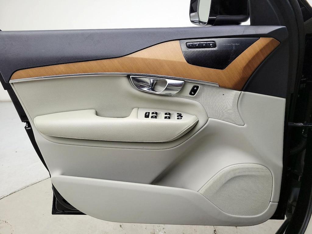 used 2022 Volvo XC90 Recharge Plug-In Hybrid car, priced at $42,998