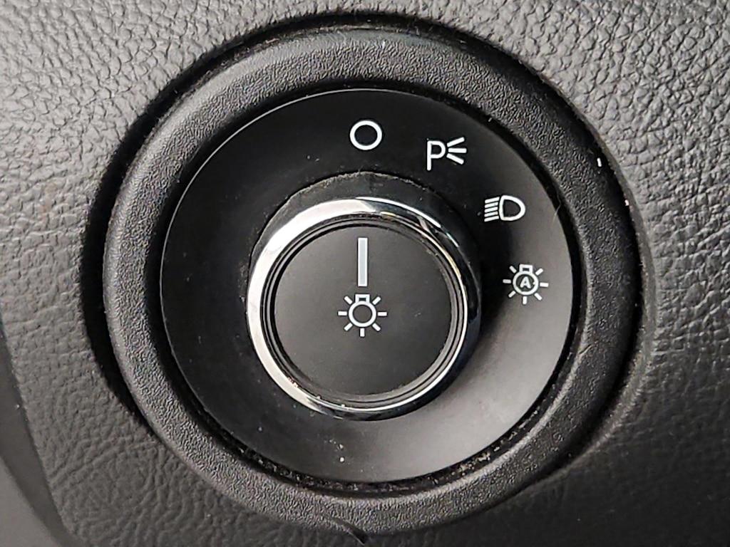 used 2018 Ford Taurus car, priced at $13,998