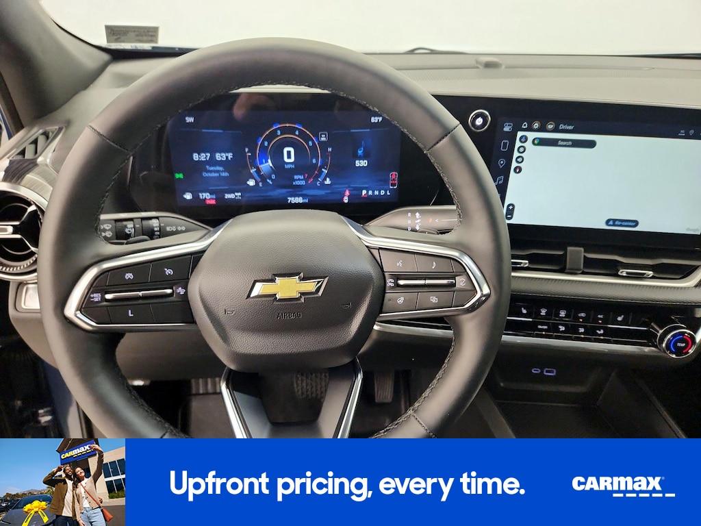 used 2025 Chevrolet Equinox car, priced at $28,998