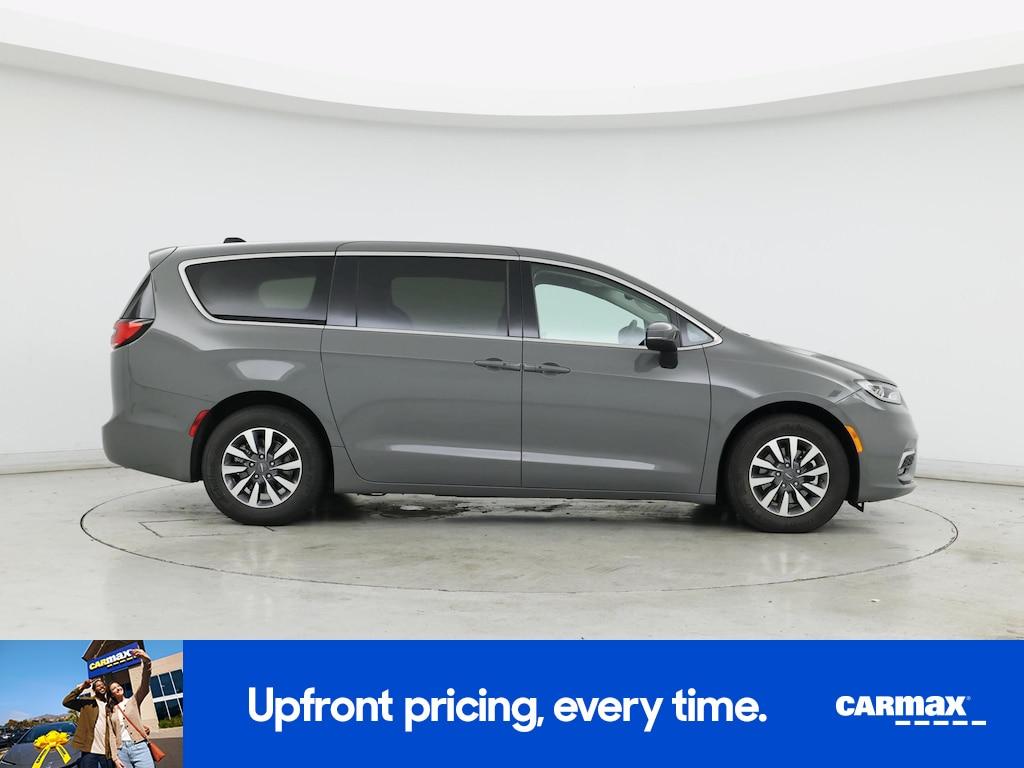 used 2023 Chrysler Pacifica Hybrid car, priced at $33,998