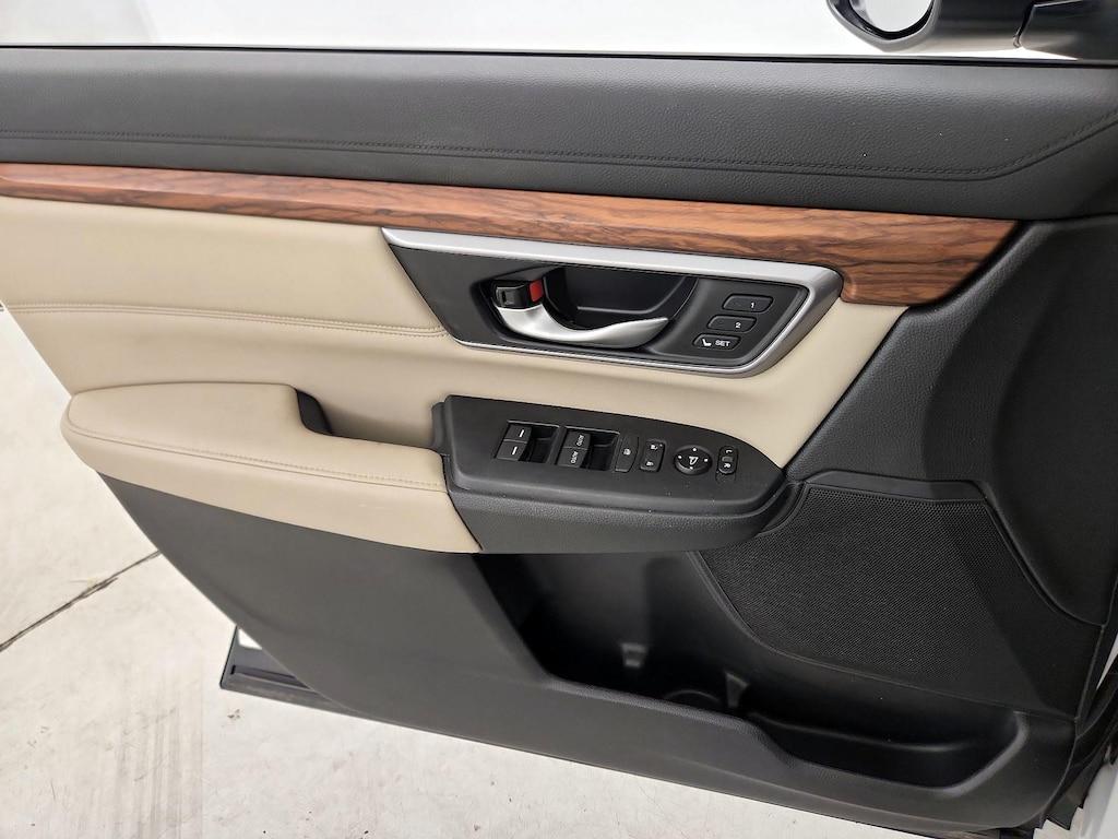 used 2018 Honda CR-V car, priced at $27,998
