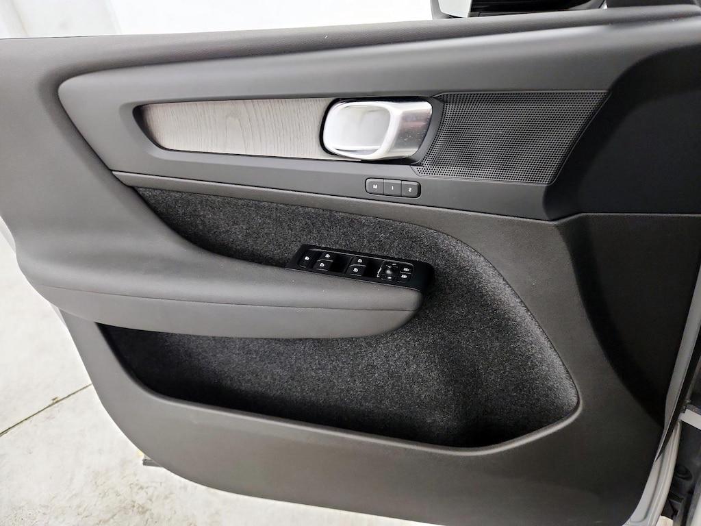 used 2023 Volvo XC40 car, priced at $32,998