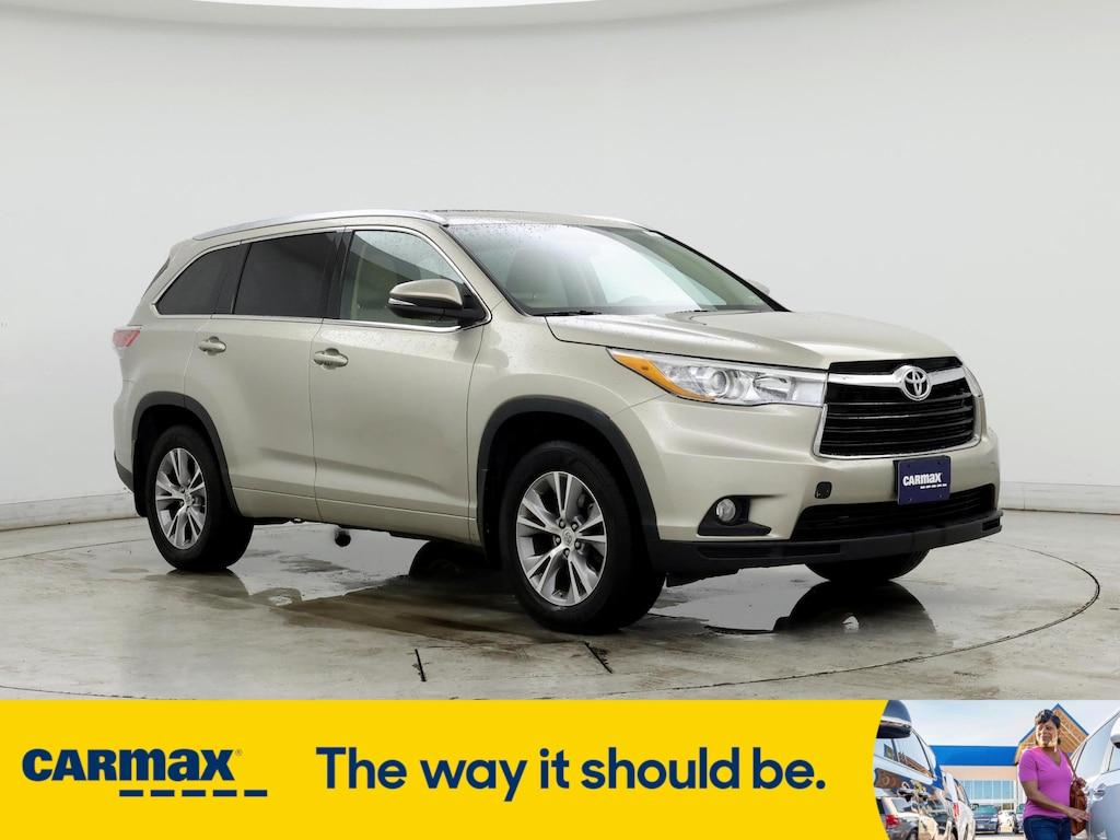 used 2015 Toyota Highlander car, priced at $20,998