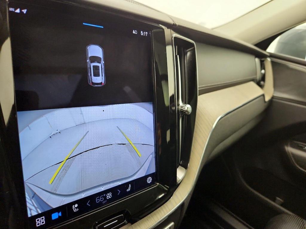 used 2022 Volvo XC60 car, priced at $36,998