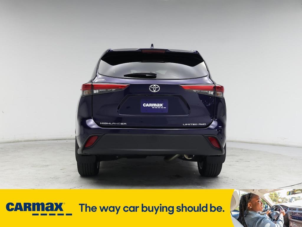 used 2022 Toyota Highlander car, priced at $37,998
