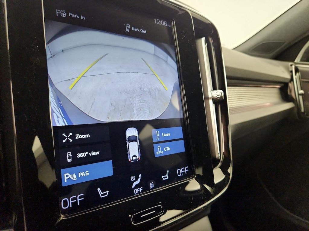 used 2020 Volvo XC40 car, priced at $25,998