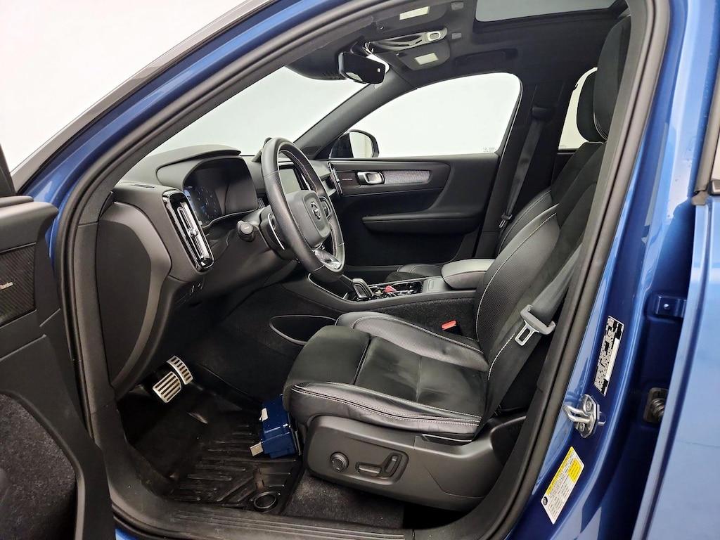 used 2020 Volvo XC40 car, priced at $25,998