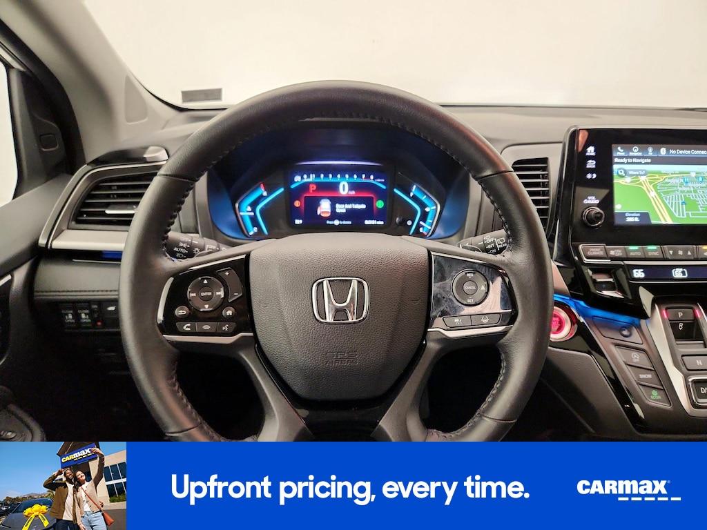 used 2023 Honda Odyssey car, priced at $34,998