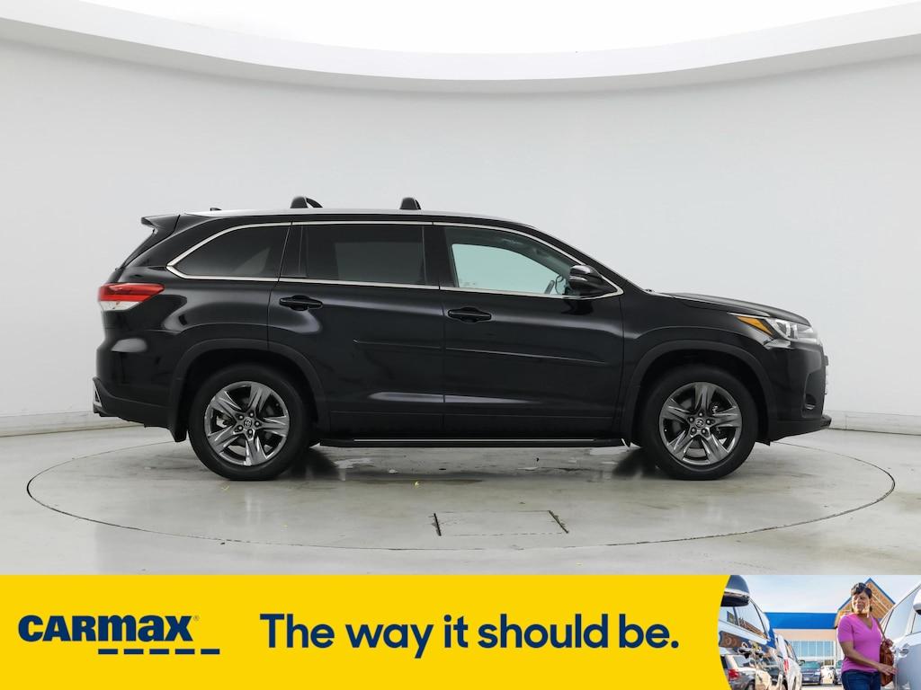 used 2018 Toyota Highlander car, priced at $33,998