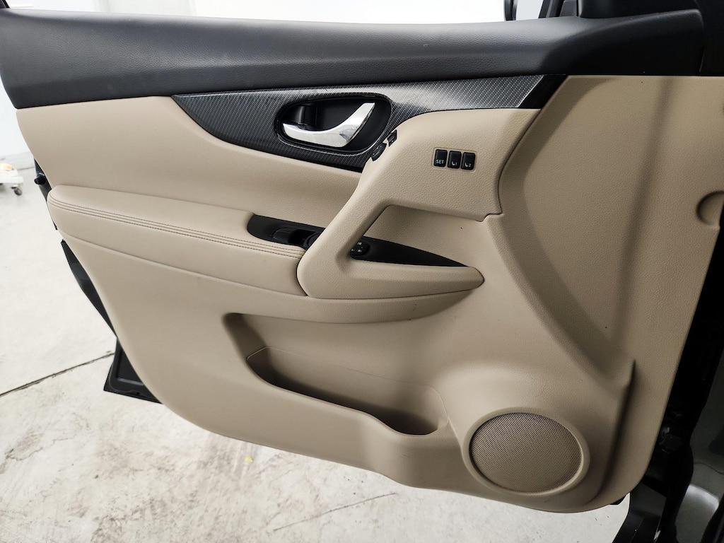 used 2020 Nissan Rogue car, priced at $22,998