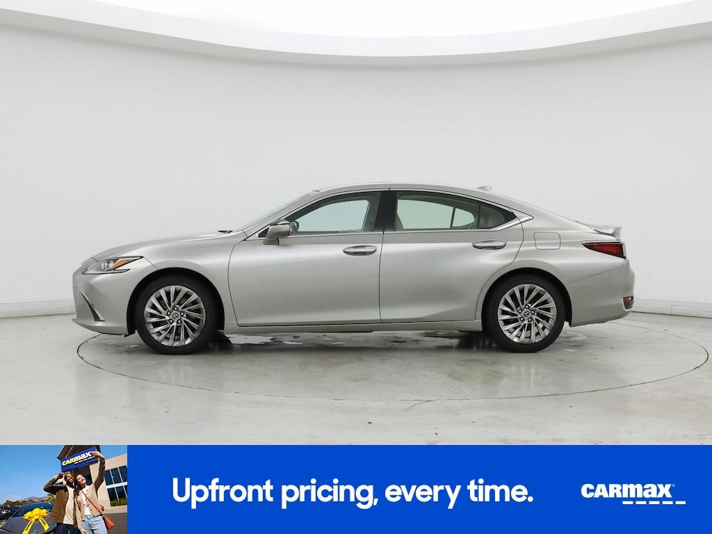 used 2019 Lexus ES 300h car, priced at $29,998