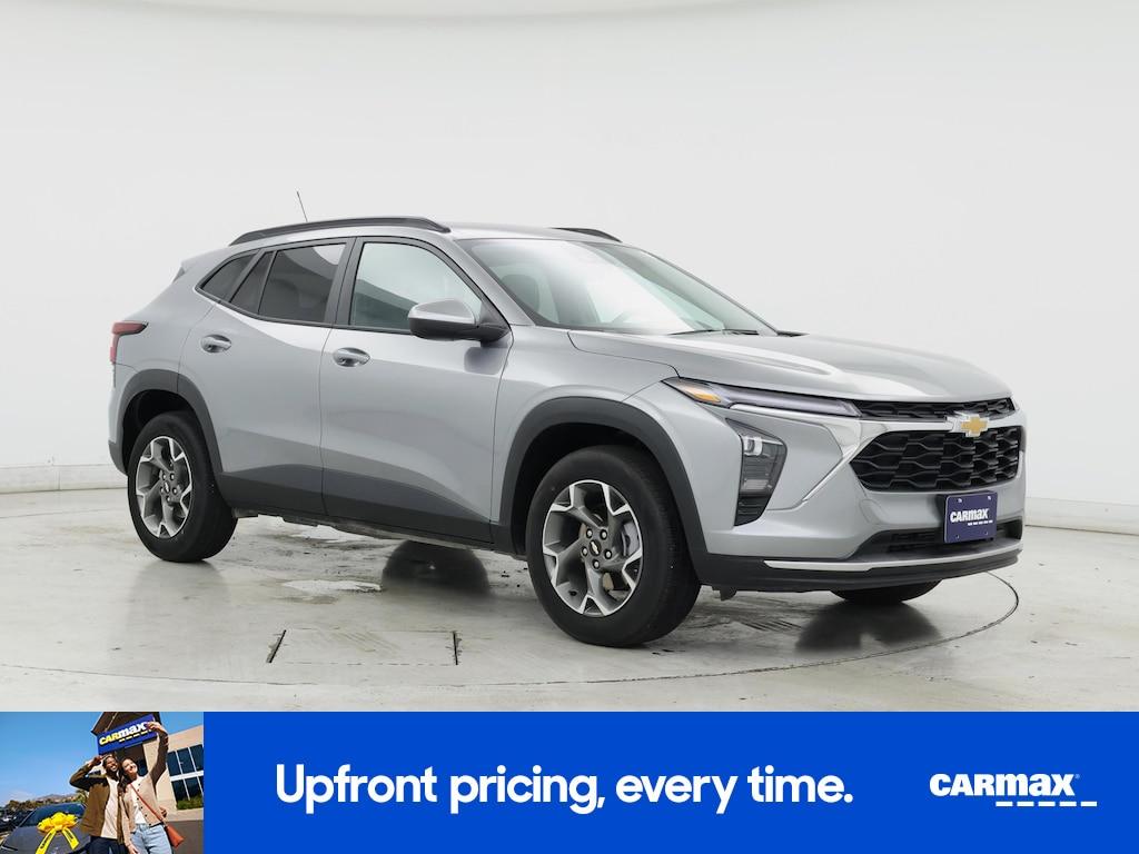 used 2025 Chevrolet Trax car, priced at $23,998