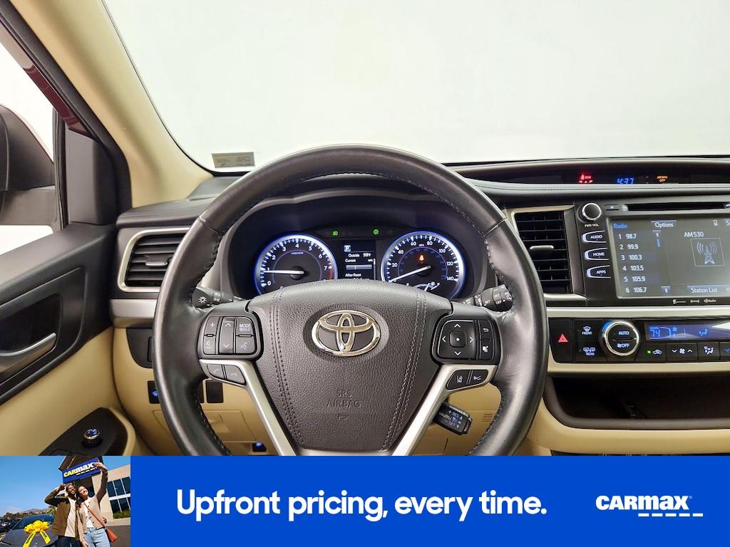 used 2018 Toyota Highlander car, priced at $28,998