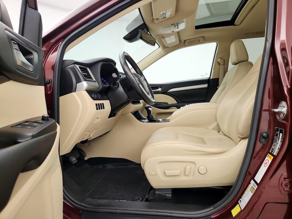used 2018 Toyota Highlander car, priced at $28,998