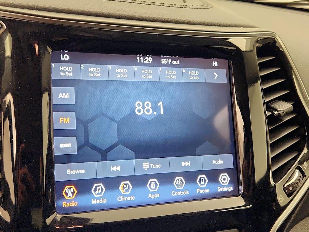 used 2020 Jeep Cherokee car, priced at $21,998