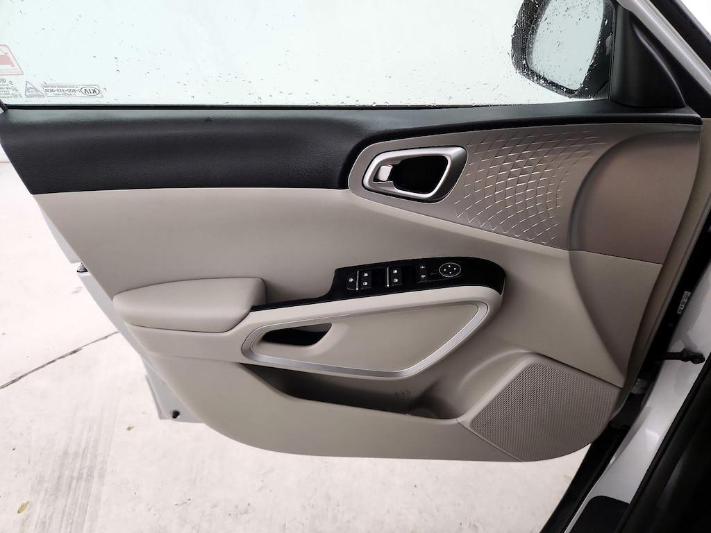used 2021 Kia Soul car, priced at $17,998