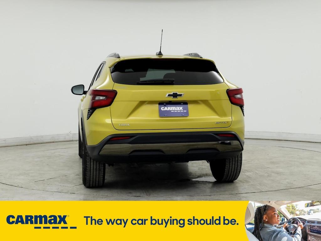 used 2025 Chevrolet Trax car, priced at $27,998