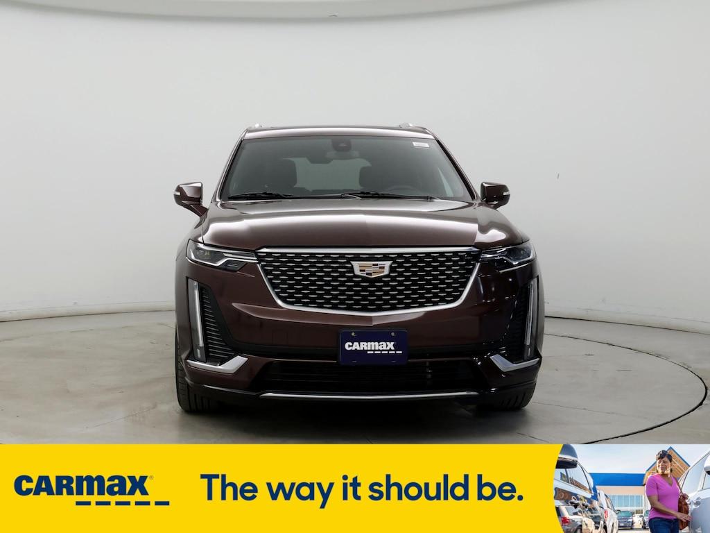 used 2022 Cadillac XT6 car, priced at $42,998