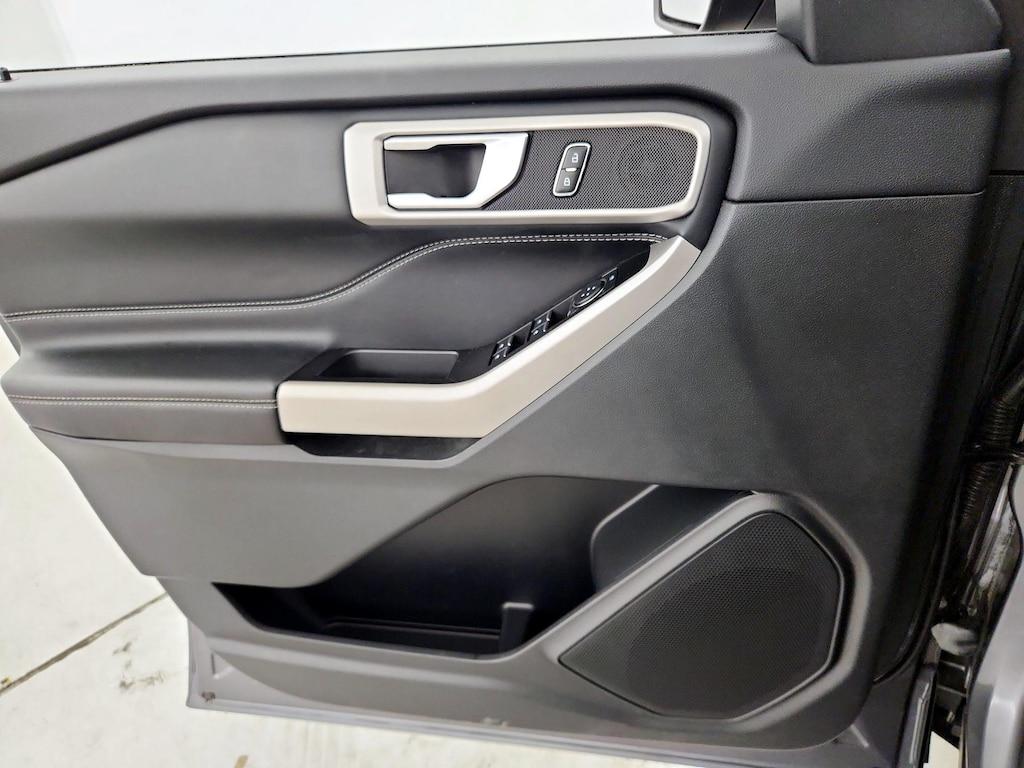used 2022 Ford Explorer car, priced at $29,998