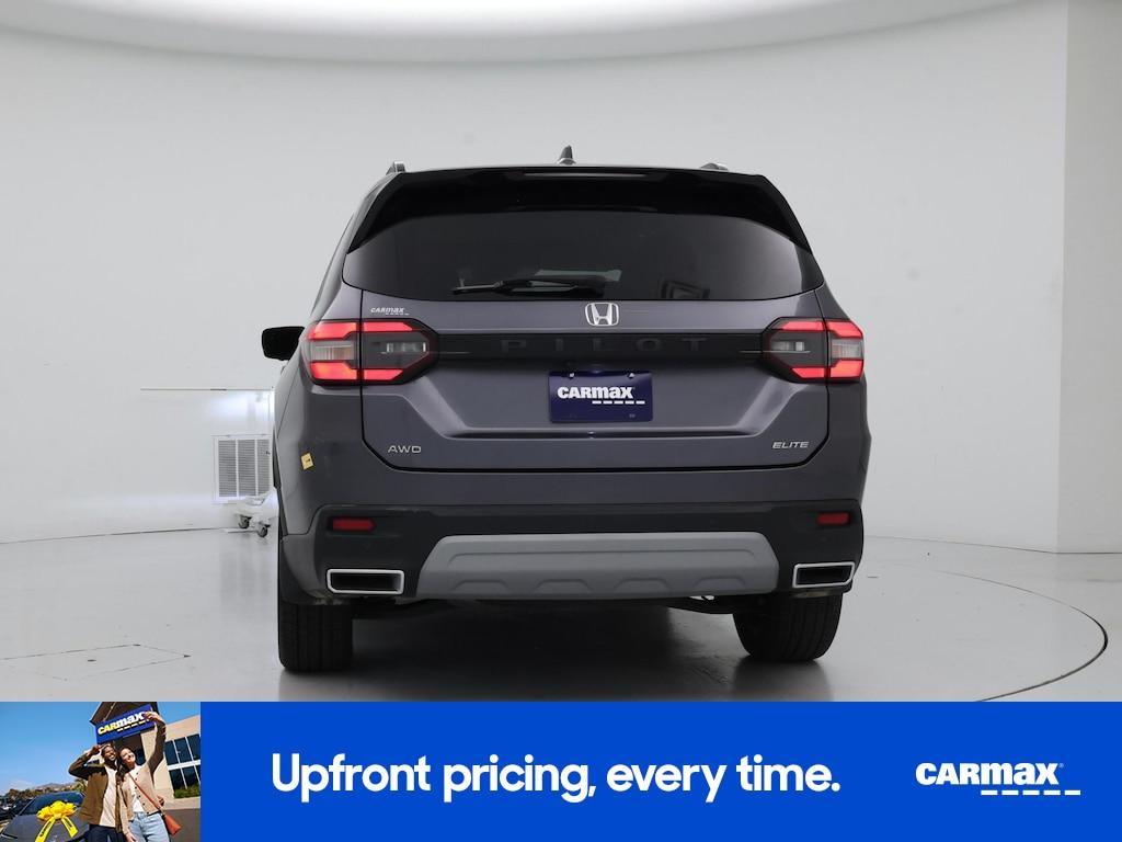 used 2023 Honda Pilot car, priced at $45,998