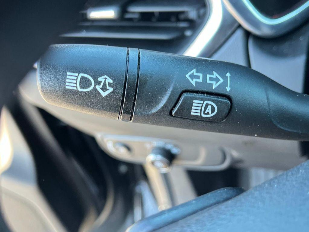 used 2022 Chevrolet Equinox car, priced at $21,899