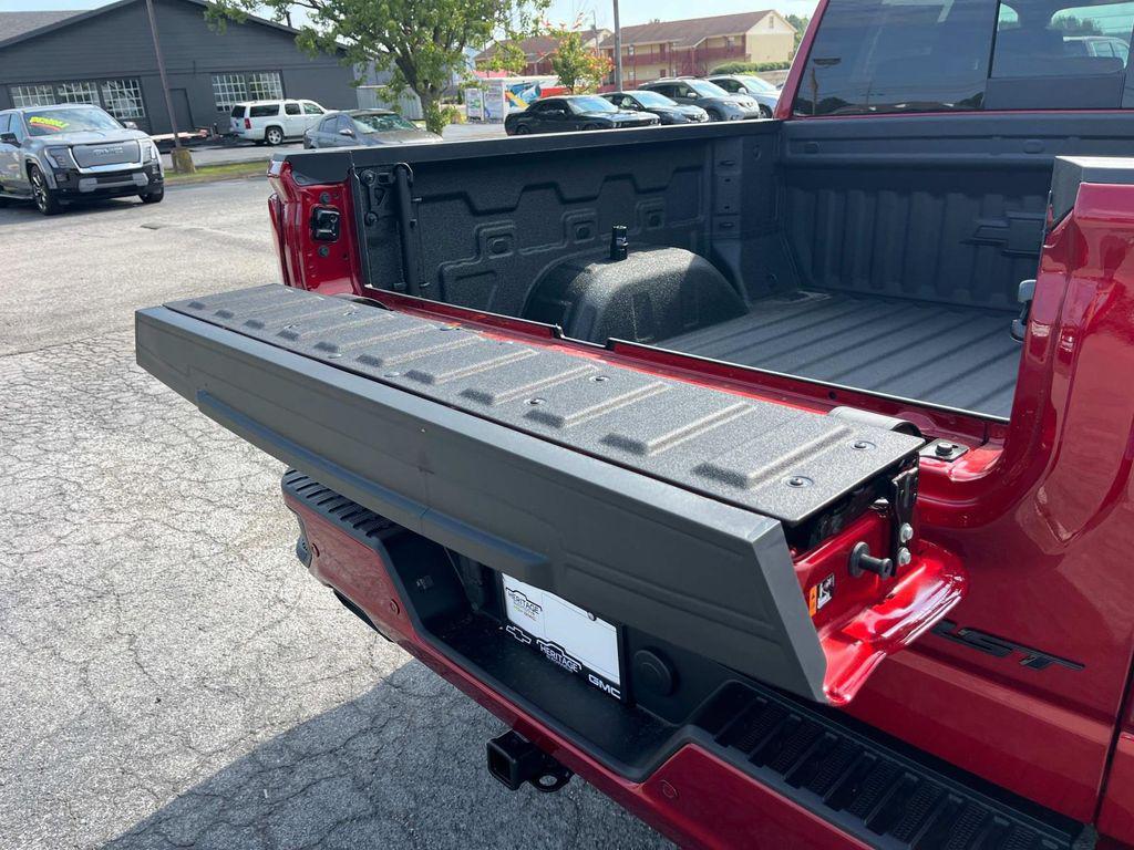 new 2025 Chevrolet Silverado 1500 car, priced at $63,440