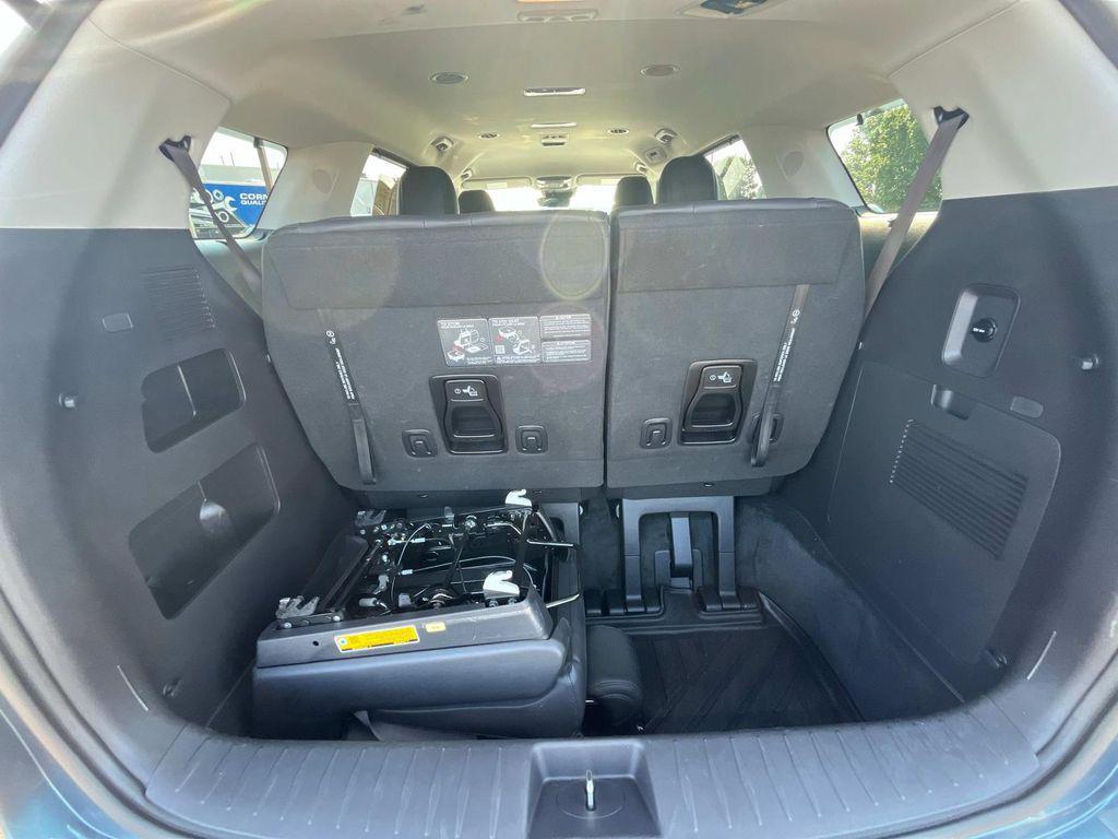 used 2024 Kia Carnival car, priced at $35,953