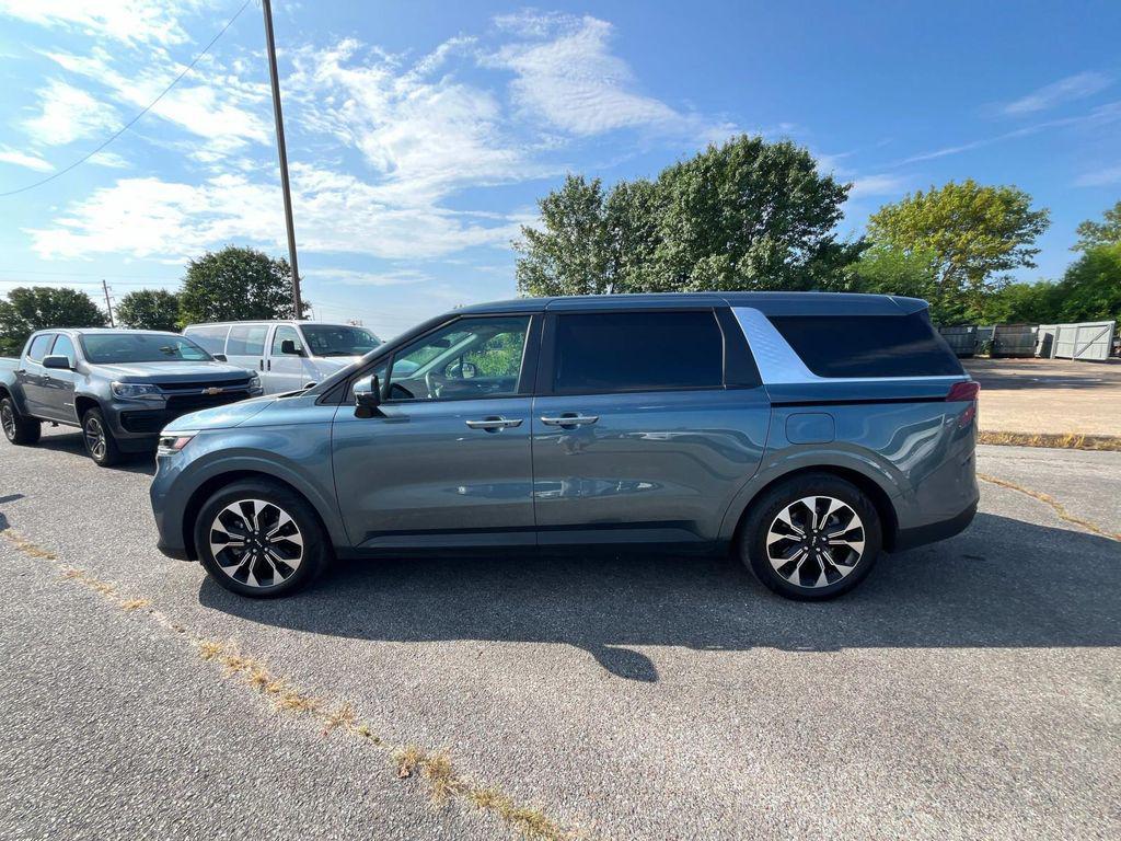 used 2024 Kia Carnival car, priced at $35,953