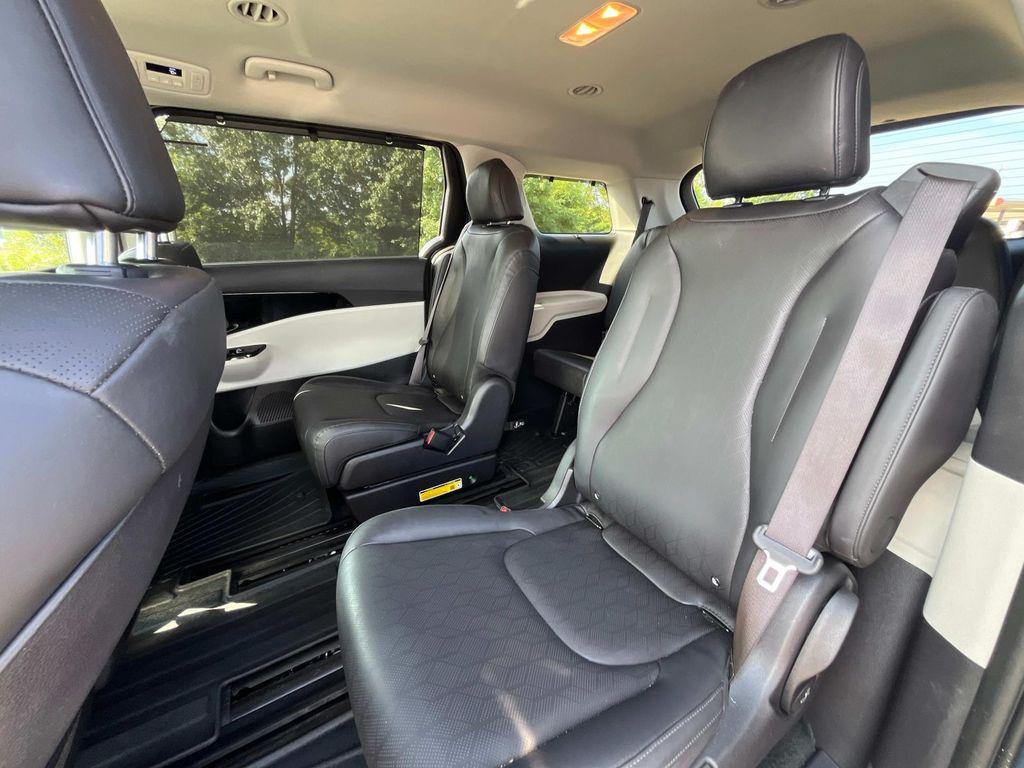 used 2024 Kia Carnival car, priced at $35,953