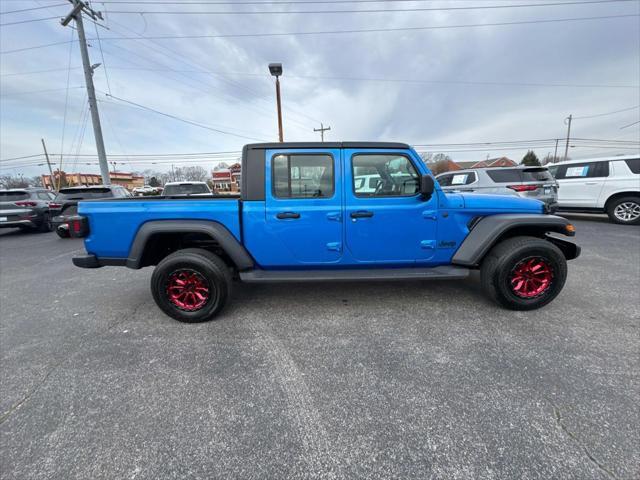 used 2024 Jeep Gladiator car, priced at $38,914