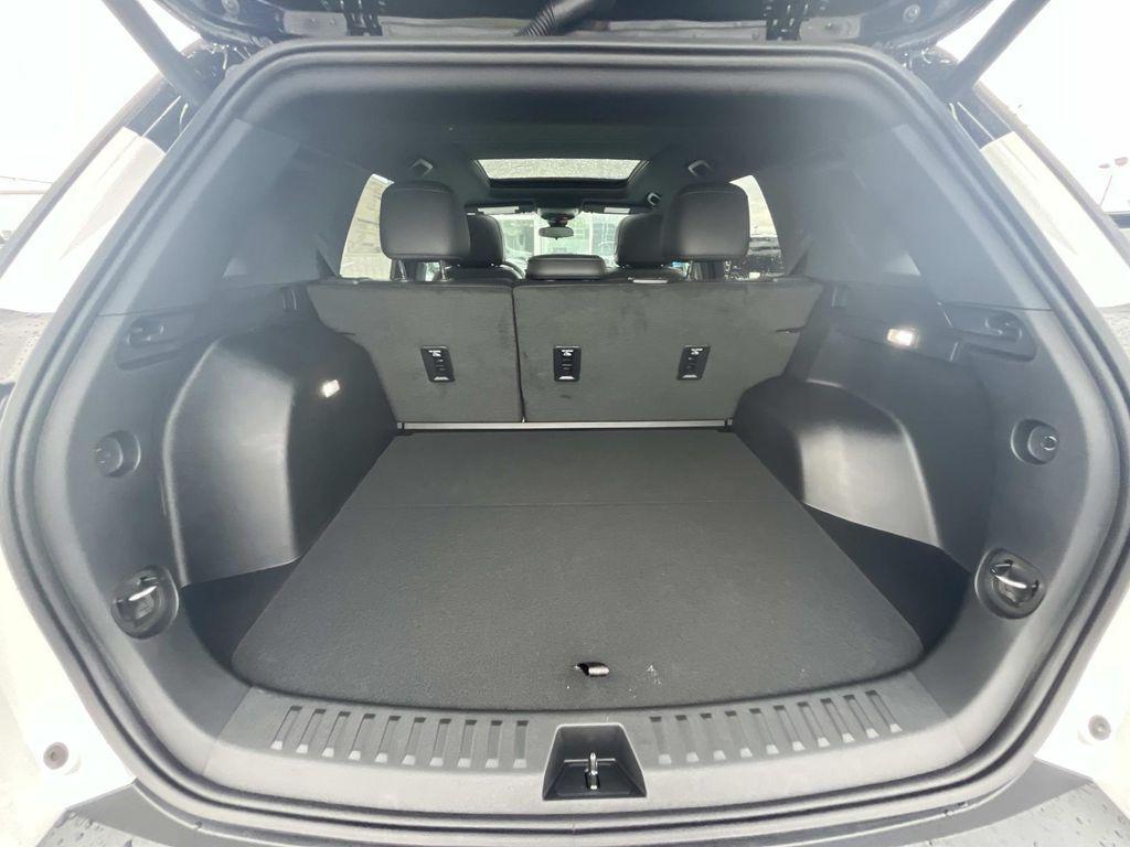 new 2026 Chevrolet Equinox car, priced at $35,580