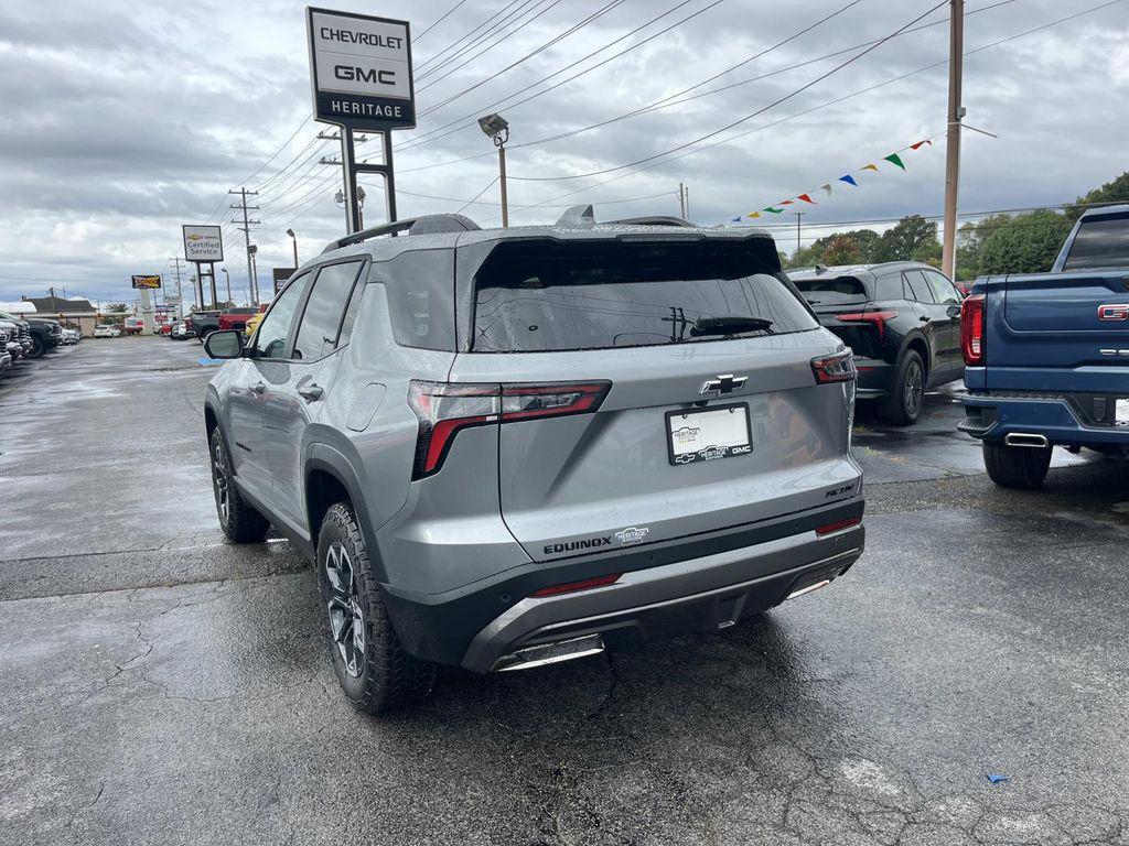 new 2026 Chevrolet Equinox car, priced at $35,290
