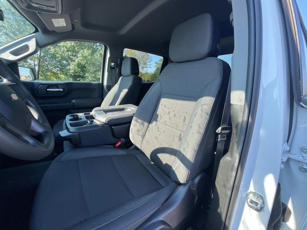 used 2025 Chevrolet Silverado 1500 car, priced at $39,689