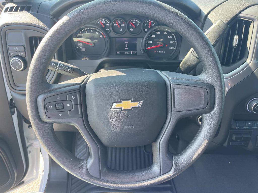 used 2025 Chevrolet Silverado 1500 car, priced at $39,689