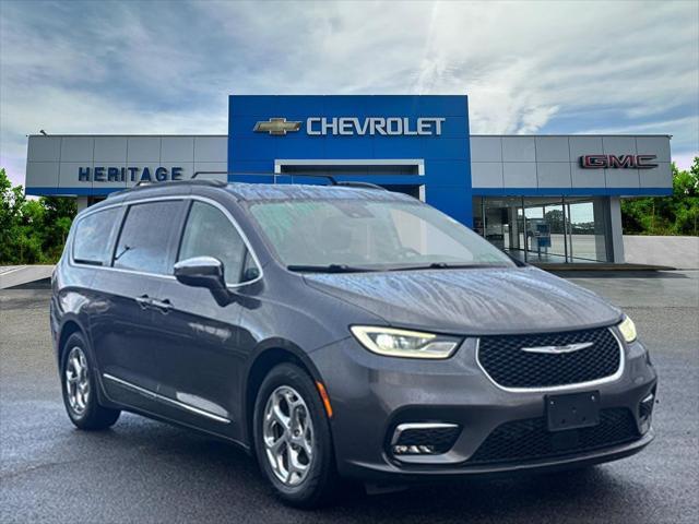 used 2022 Chrysler Pacifica car, priced at $27,812