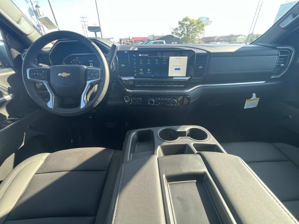 new 2026 Chevrolet Silverado 1500 car, priced at $51,660